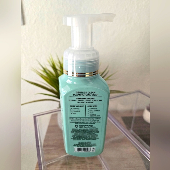 Coconut 🥥 Angel Cake Bath & Body Foaming Handsoap • New • - Picture 7 of 9